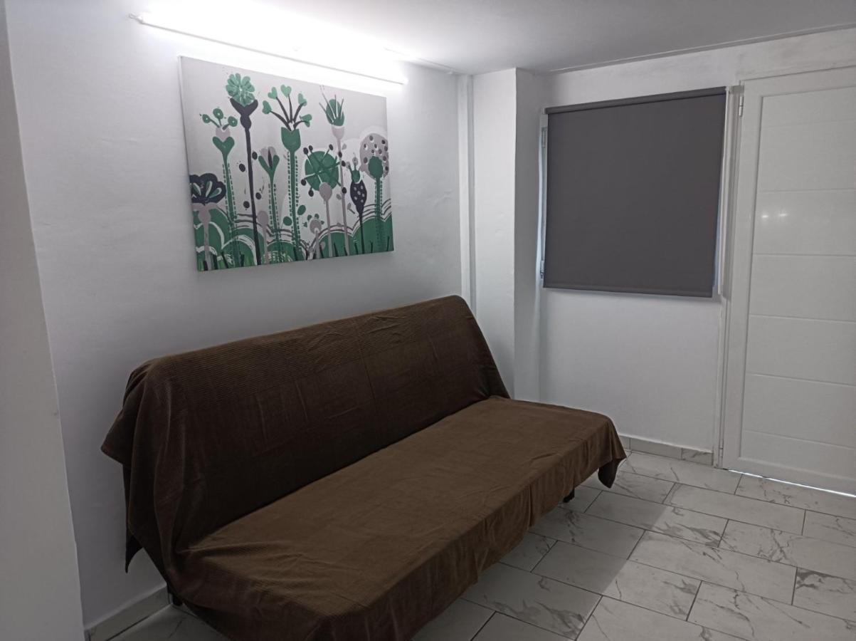 Apartment Dipla Aten Exteriör bild
